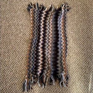 🚫SOLD🚫 Steve Madden Tube Scarf